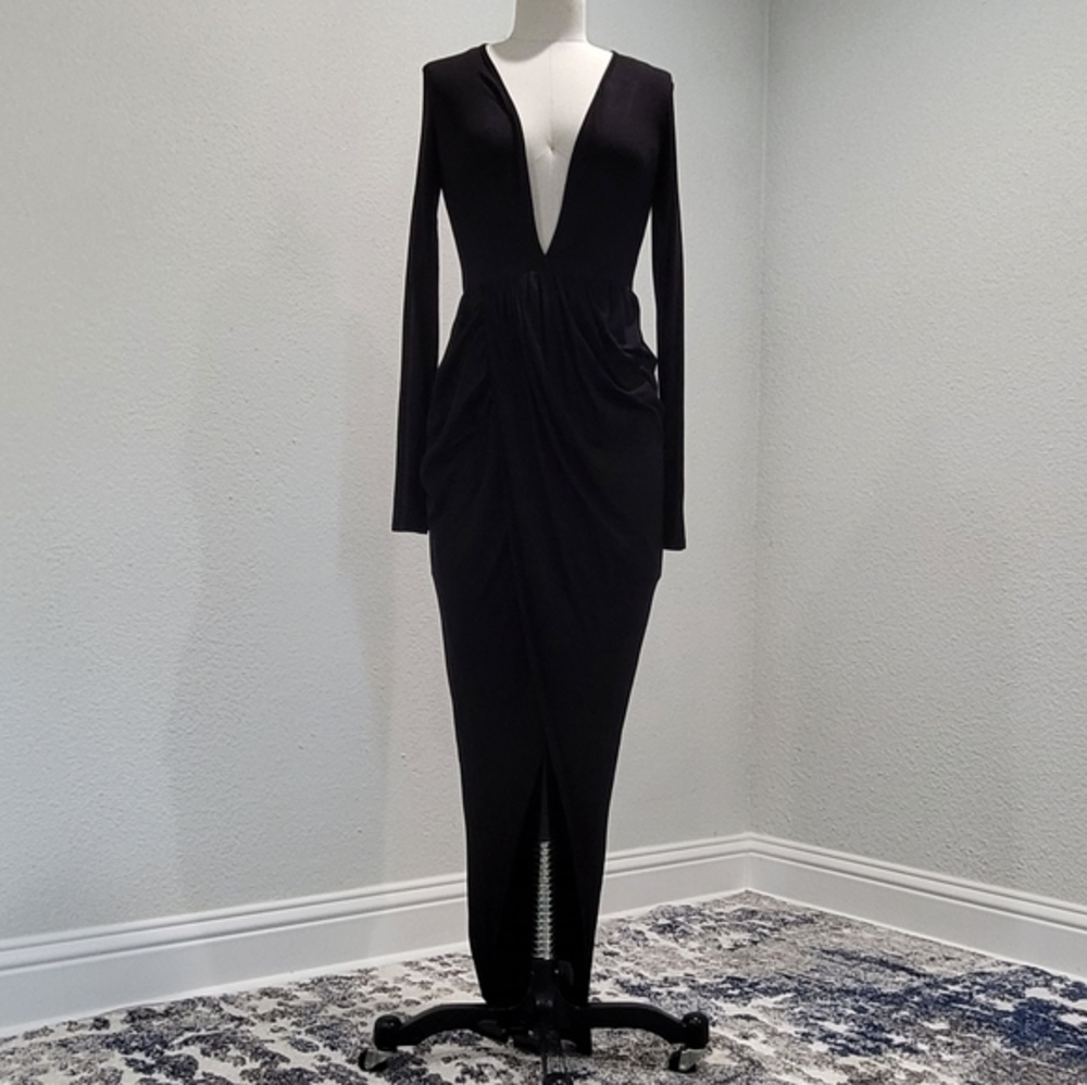 Black Plunge Neck Draped Long‎ Sleeve Dress